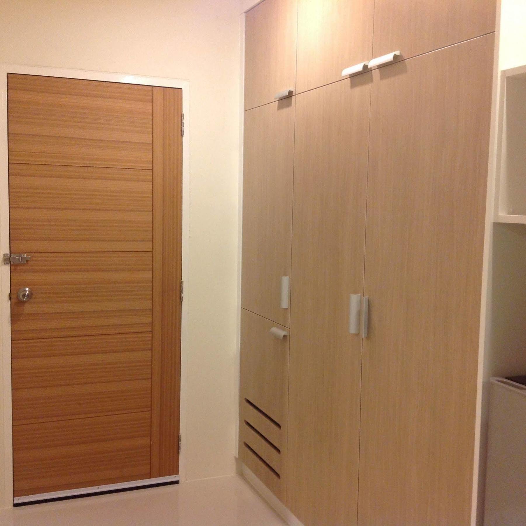Oyo 306 Paradise Park Laemchabang Si Racha Exterior photo