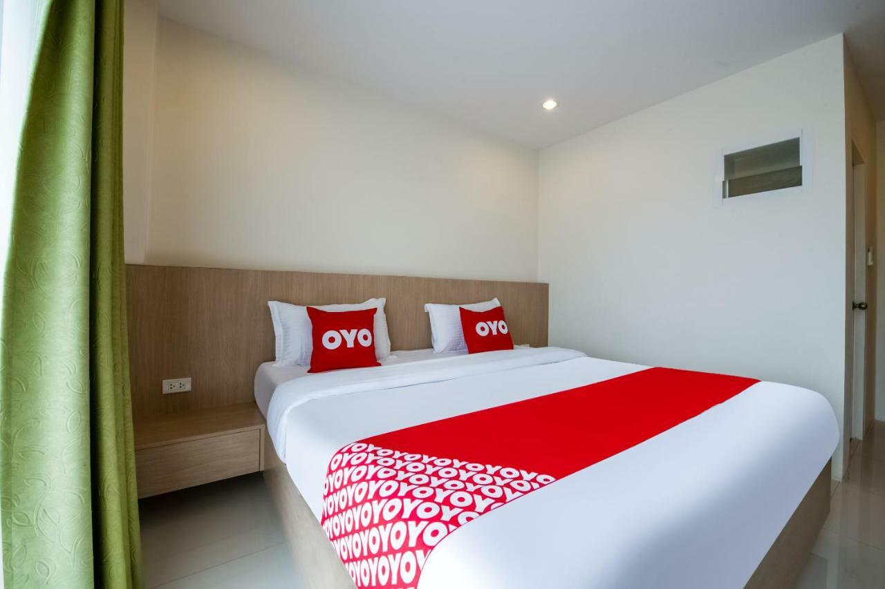 Oyo 306 Paradise Park Laemchabang Si Racha Exterior photo