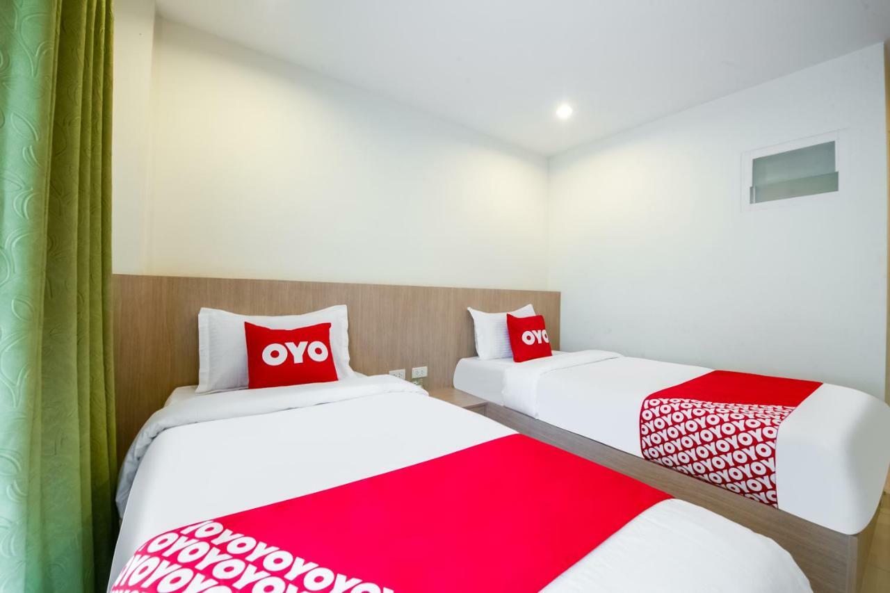 Oyo 306 Paradise Park Laemchabang Si Racha Exterior photo